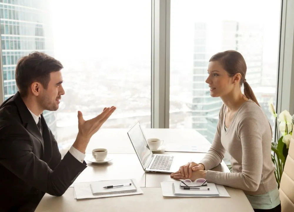 Cómo detecto y resuelvo un conflicto laboral