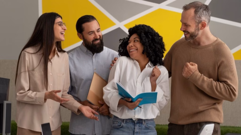 Personas-cultura-y-tecnología-tendencias-de-Recursos-Humanos-en-2025