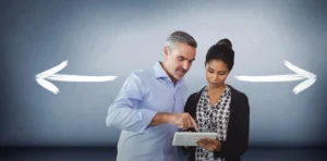 Mentoría inversa y beneficios flexibles
