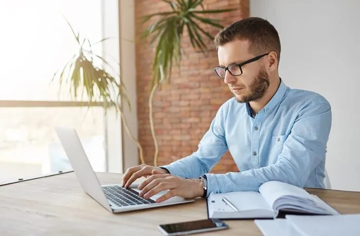 Reconectar con el bienestar- Guía para apoyar a empleados remotos a mantenerse saludables_9